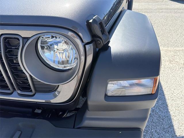 new 2026 Jeep Wrangler car, priced at $35,709
