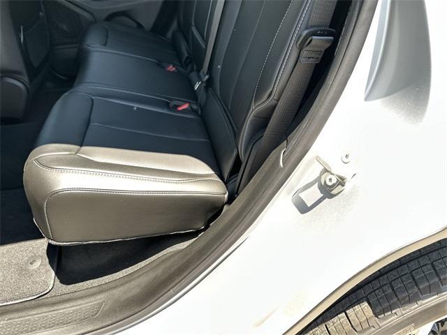 new 2025 Jeep Grand Cherokee car, priced at $44,074