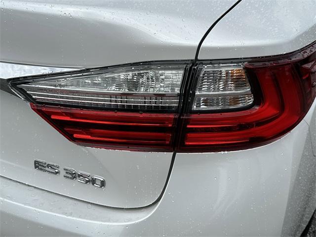 used 2017 Lexus ES 350 car, priced at $23,465