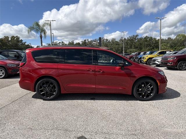 new 2026 Chrysler Pacifica car, priced at $46,827