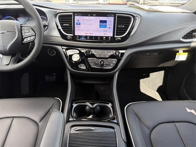 new 2026 Chrysler Pacifica car, priced at $46,827