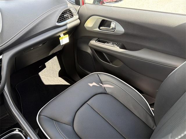 new 2026 Chrysler Pacifica car, priced at $46,827