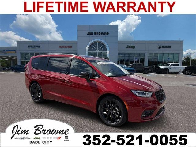 new 2026 Chrysler Pacifica car, priced at $46,827