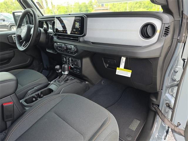 new 2025 Jeep Wrangler car, priced at $45,869