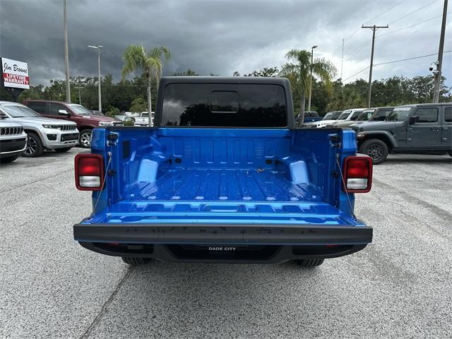 new 2025 Jeep Gladiator car, priced at $38,603