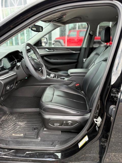 used 2024 Jeep Grand Cherokee L car, priced at $32,791