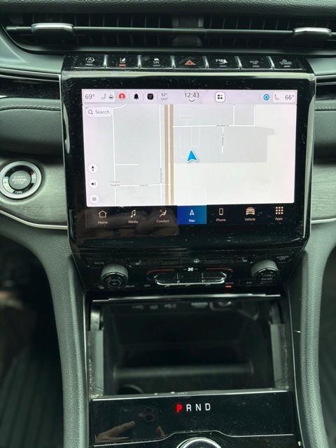 used 2024 Jeep Grand Cherokee L car, priced at $32,791