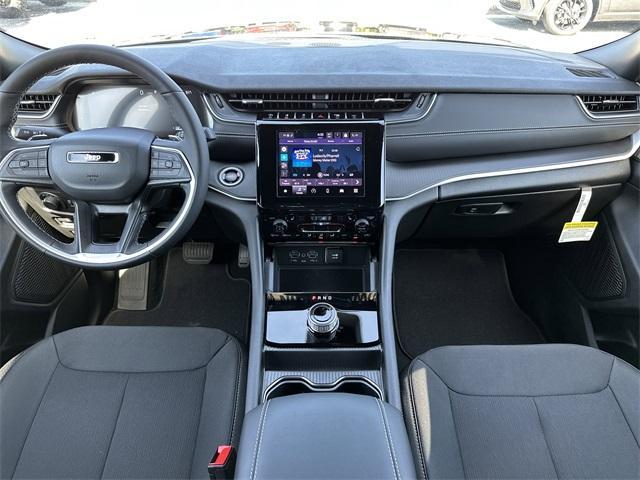 new 2025 Jeep Grand Cherokee car, priced at $36,067