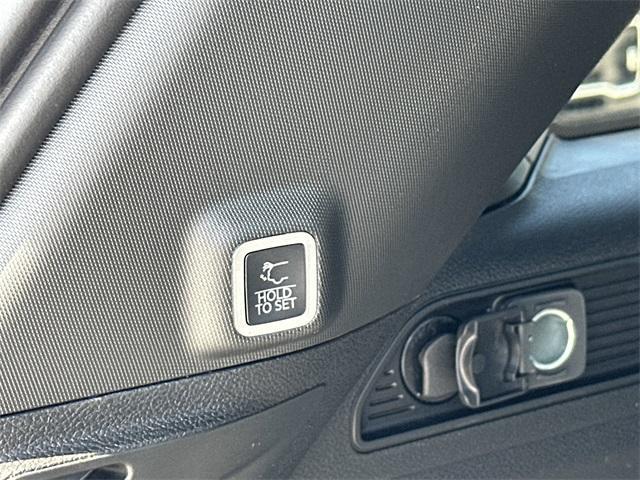 new 2025 Jeep Grand Cherokee car, priced at $36,067