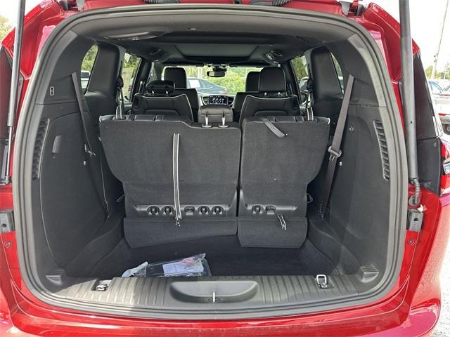 new 2025 Chrysler Pacifica car, priced at $42,615