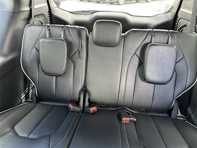 new 2025 Chrysler Pacifica car, priced at $42,615