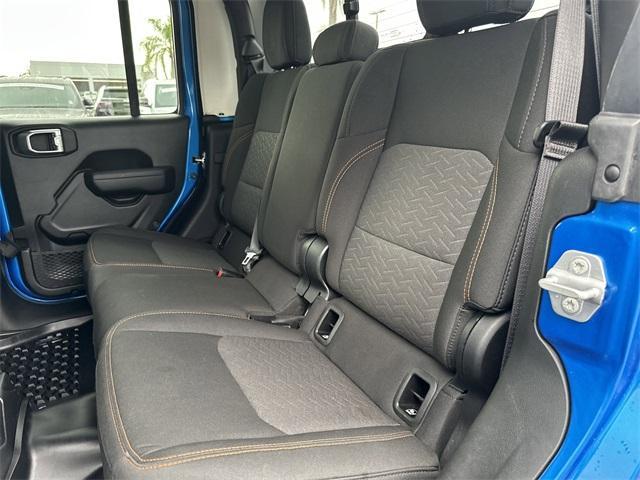 used 2023 Jeep Gladiator car, priced at $38,075