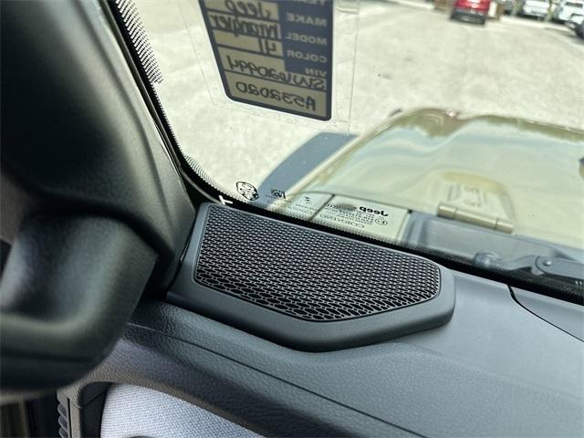 new 2025 Jeep Wrangler car, priced at $34,136