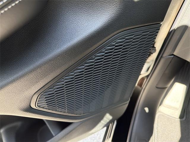 new 2025 Jeep Grand Cherokee L car, priced at $42,666