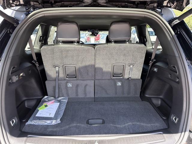 new 2025 Jeep Grand Cherokee L car, priced at $42,666