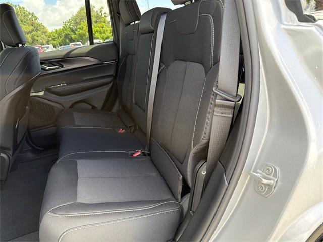 new 2025 Jeep Grand Cherokee car, priced at $36,192