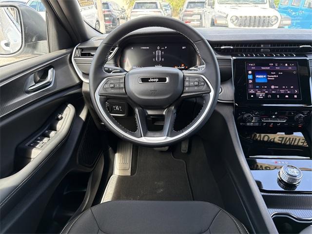 new 2025 Jeep Grand Cherokee car, priced at $36,192