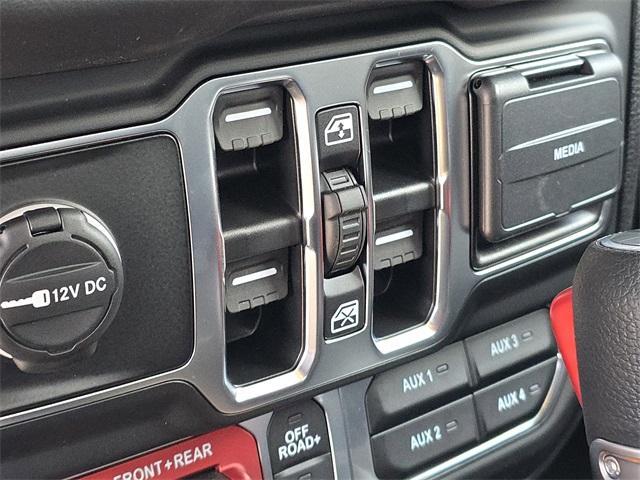 new 2025 Jeep Gladiator car, priced at $45,081