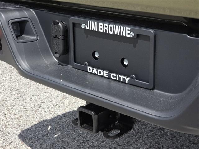 new 2025 Jeep Gladiator car, priced at $45,739