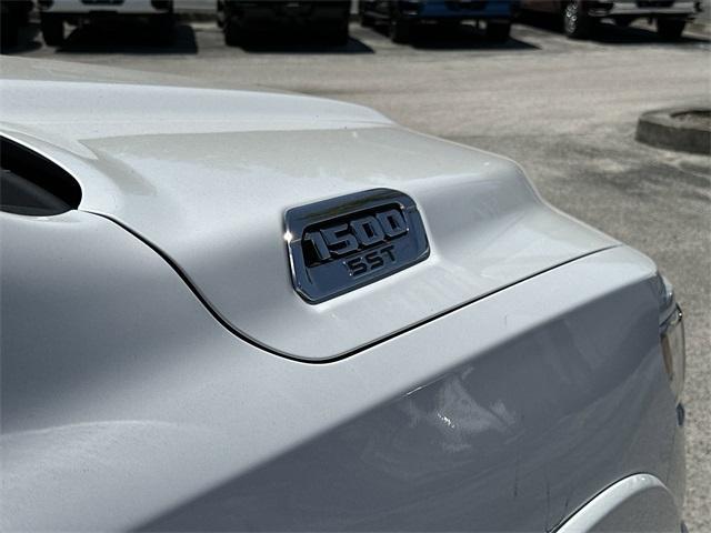 new 2025 Ram 1500 car, priced at $44,992