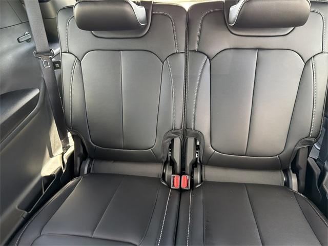 new 2025 Jeep Grand Cherokee L car, priced at $42,066