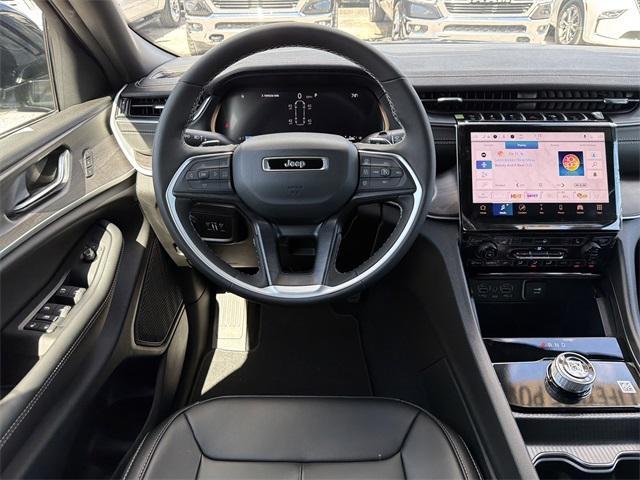 new 2025 Jeep Grand Cherokee L car, priced at $42,066