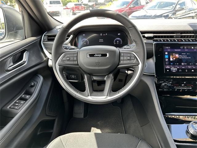new 2025 Jeep Grand Cherokee car, priced at $35,531