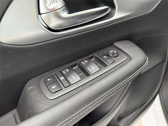 new 2026 Chrysler Pacifica car, priced at $46,381