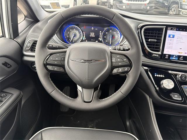 new 2026 Chrysler Pacifica car, priced at $46,681
