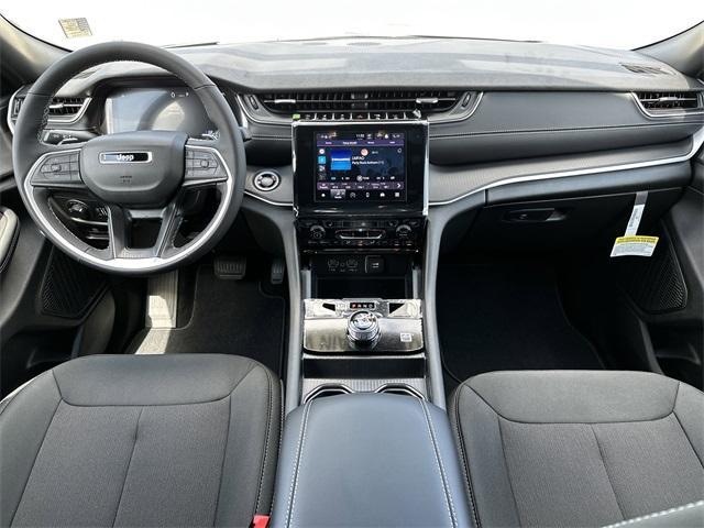 new 2025 Jeep Grand Cherokee car, priced at $36,067