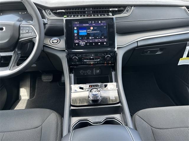 new 2025 Jeep Grand Cherokee car, priced at $36,067