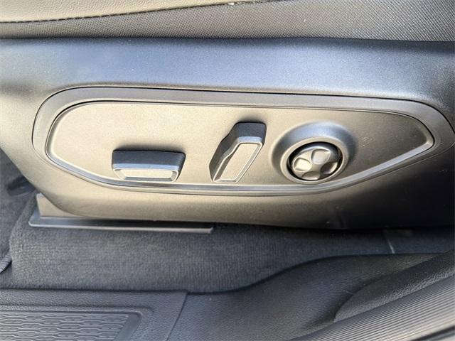 new 2025 Jeep Grand Cherokee L car, priced at $44,063