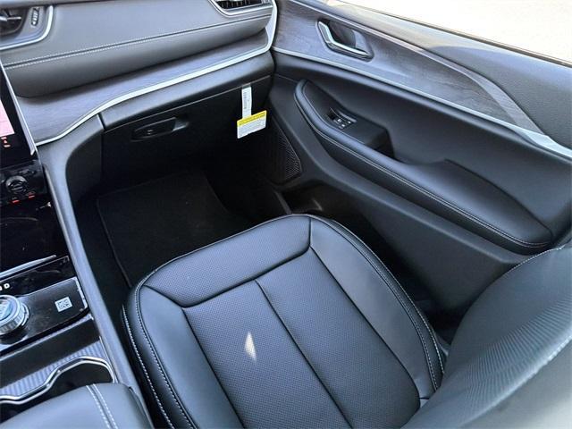 new 2025 Jeep Grand Cherokee L car, priced at $44,063