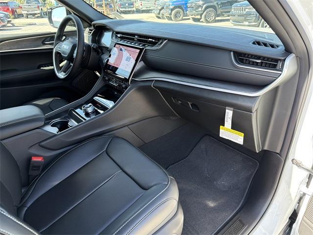 new 2025 Jeep Grand Cherokee L car, priced at $44,063