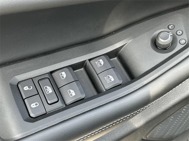 new 2025 Jeep Grand Cherokee car, priced at $36,067