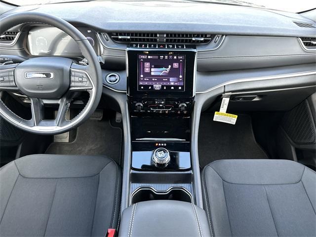 new 2025 Jeep Grand Cherokee car, priced at $36,067