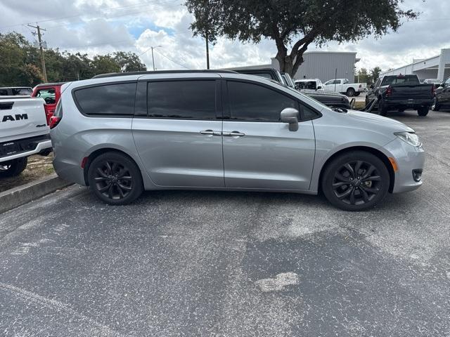 used 2020 Chrysler Pacifica car, priced at $18,520