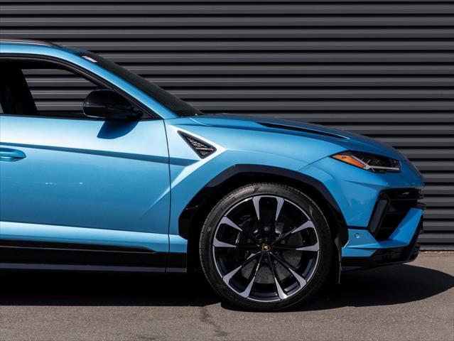 used 2023 Lamborghini Urus car, priced at $257,888