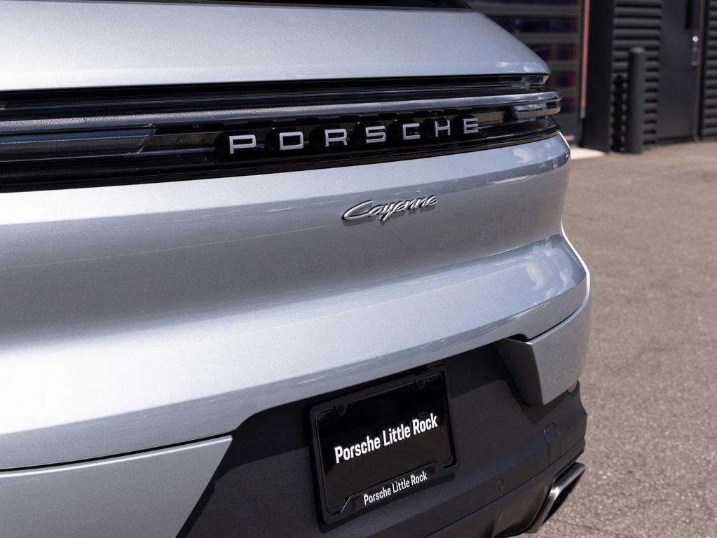 new 2025 Porsche Cayenne car, priced at $116,785