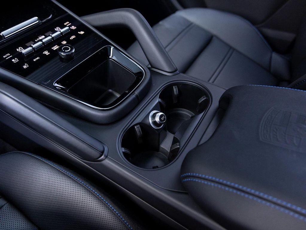 new 2025 Porsche Cayenne car, priced at $162,975