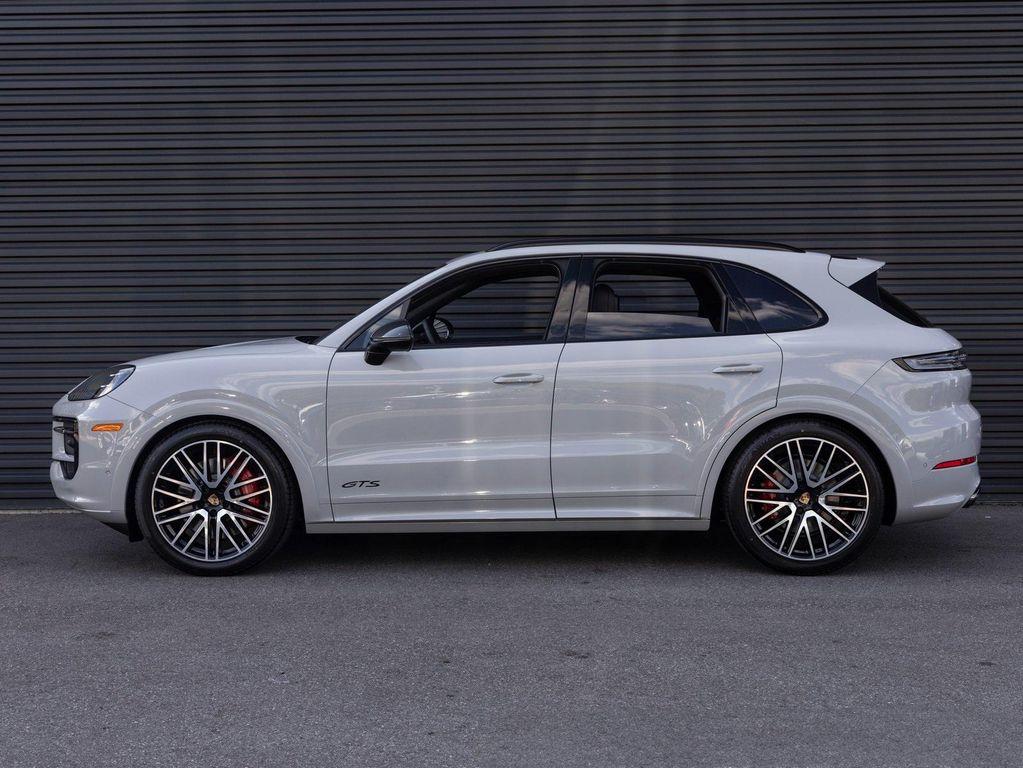 new 2025 Porsche Cayenne car, priced at $162,975