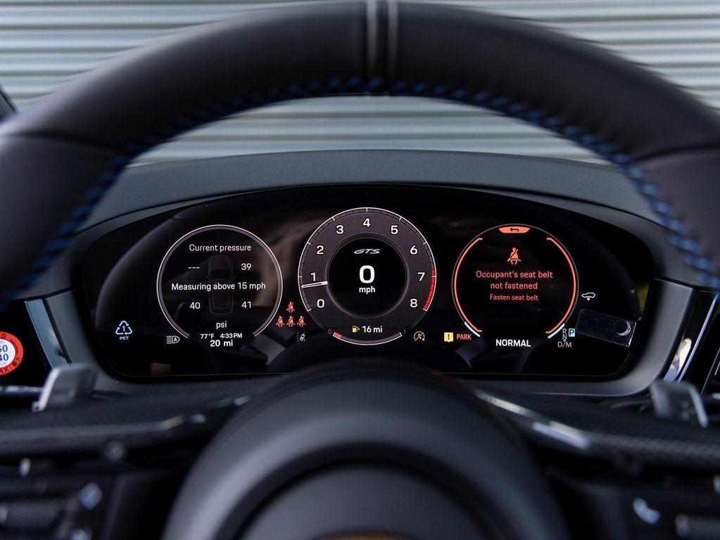 new 2025 Porsche Cayenne car, priced at $162,975