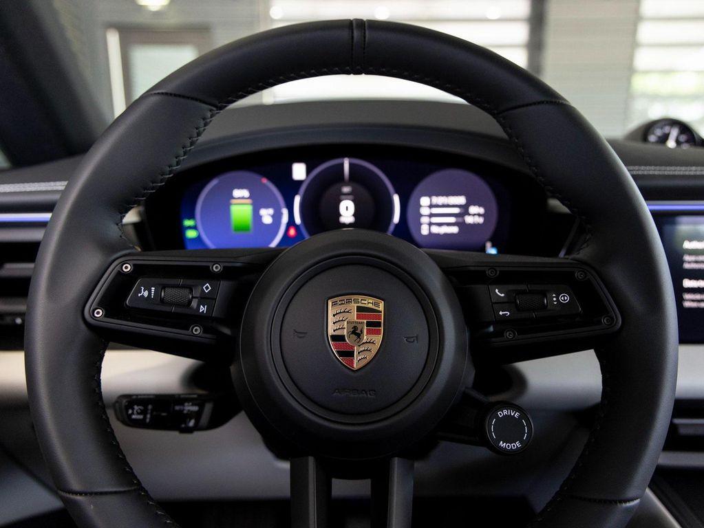 new 2025 Porsche Macan car, priced at $100,915