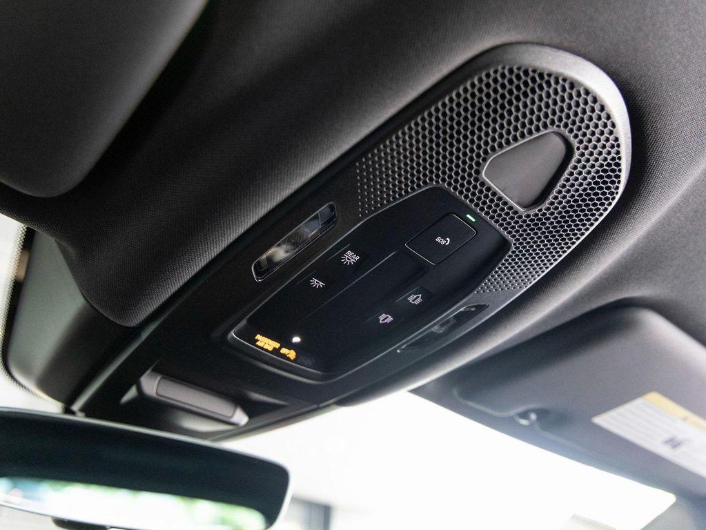 new 2025 Porsche Cayenne car, priced at $127,965