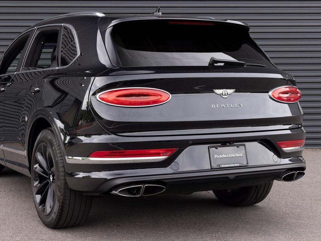 used 2022 Bentley Bentayga car, priced at $129,888