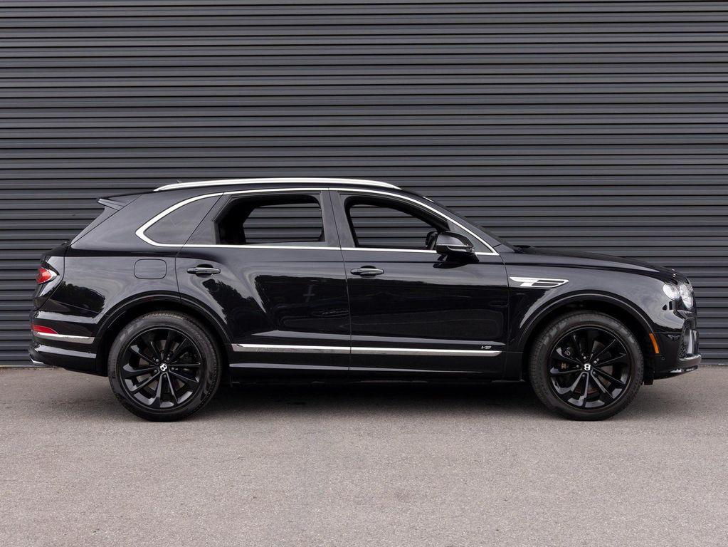 used 2022 Bentley Bentayga car, priced at $129,888