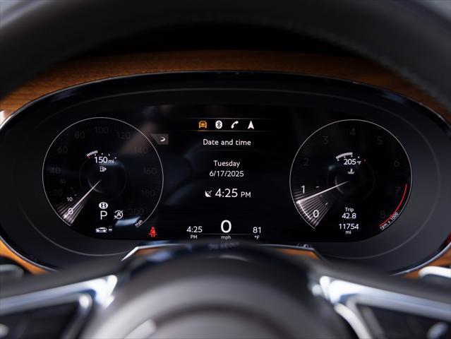 used 2022 Bentley Bentayga car, priced at $139,888