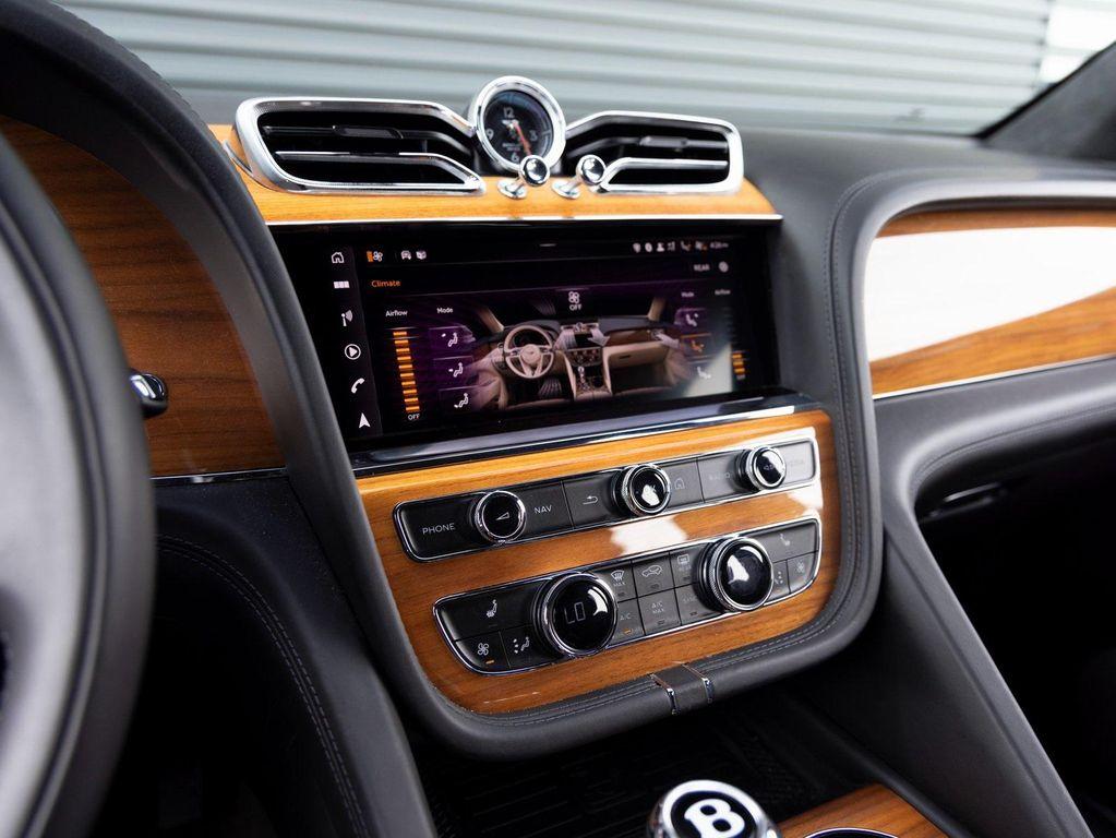used 2022 Bentley Bentayga car, priced at $129,888