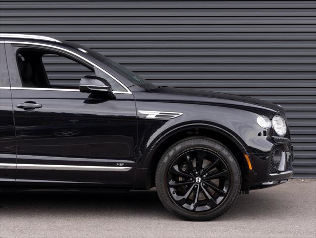 used 2022 Bentley Bentayga car, priced at $139,888