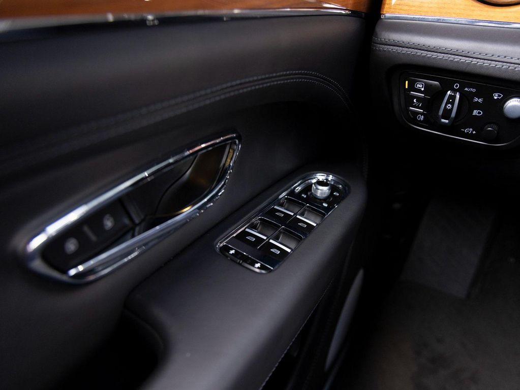 used 2022 Bentley Bentayga car, priced at $129,888